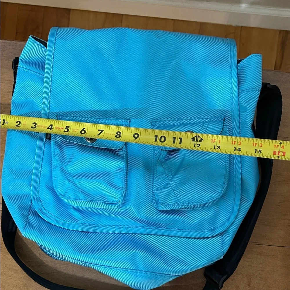 Columbia AZZA II Vibrant Blue Messenger Bag
